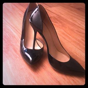 Gucci Patent leather black d’orsay stilettos.